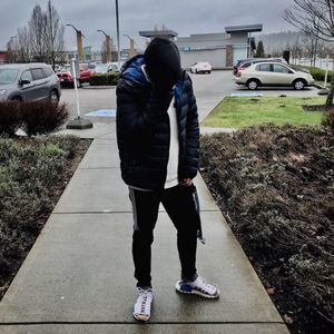 Meet your Posher, Lawrence